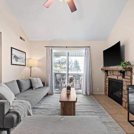 Cozy Top Floor Condo With Mountain Views パークシティ エクステリア 写真
