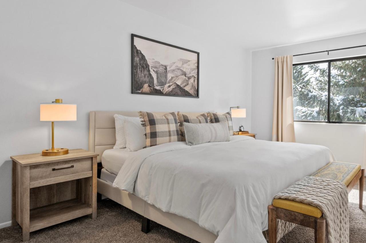 Cozy Top Floor Condo With Mountain Views パークシティ エクステリア 写真